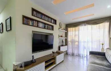 Imagem: O apartamento possui 3 Dormitórios, 2 Banheiros, 2 Vagas na