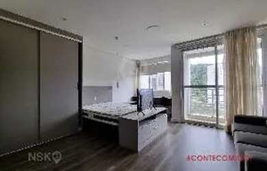 Imagem: O apartamento possui 1 Dormitório, 1 Banheiro, 1 Vaga na garagem