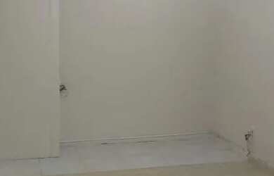 Imagem: A kitnet possui 1 Dormitório, 1 Banheiro e está localizado