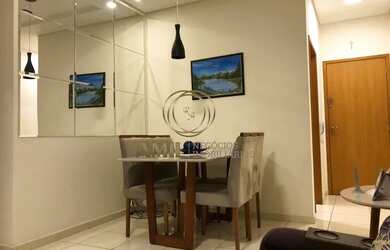 Imagem: O apartamento possui 2 Dormitórios, 2 Banheiros, 1 Vaga na