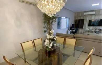 Imagem: A casa em condomínio possui 4 Dormitórios, 4 Banheiros, 260m²