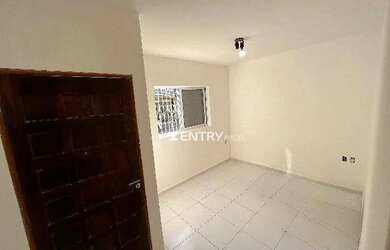 Imagem: A casa possui 2 Dormitórios, 1 Banheiro e 86m² de Área e