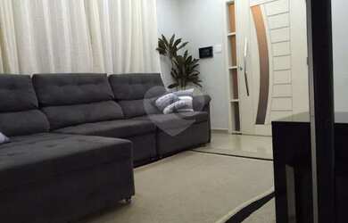 Imagem: A casa possui 4 Dormitórios, 5 Banheiros, 5 Vagas na garagem