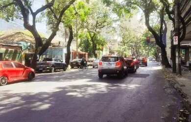 Imagem 2: Aluguel - Loja de frente para rua de 40 m² na região Centro-Sul, Belo Horizonte