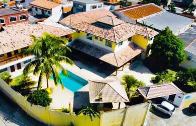 Imagem 7: CASA PARA EXCURSÃO. Churrasqueira, Varanda, 3 Vagas na garageme5 Dormitórios