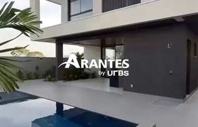 Imagem: A casa em condomínio à venda possui 4 Dormitórios, 5 Banheiros