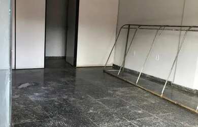 Imagem 7: Vendo excelente loja localizada na av. João césar de oliveira, pode...