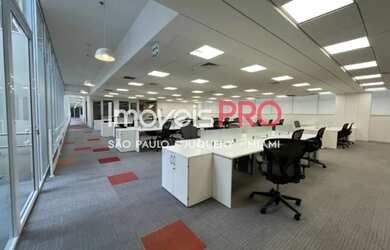 Imagem: O depósito possui 5 Vagas na garagem, 1.465m² de Área, Imóvel