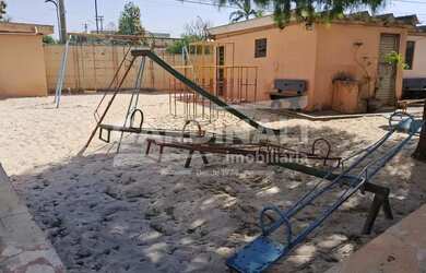 Imagem 11: Apartamento com ótima localização, próximo dos principais serviços...