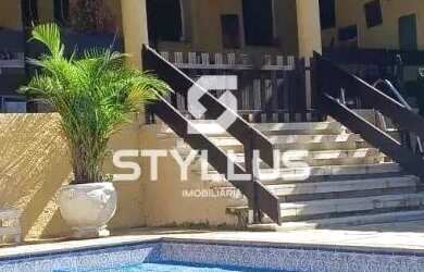 Imagem: A casa possui 4 Dormitórios, 3 Banheiros, 3 Vagas na garagem