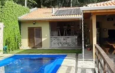 Imagem: A casa em condomínio possui 3 Dormitórios, 5 Banheiros, 3