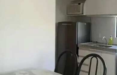 Imagem: O apartamento possui 1 Dormitório, 1 Banheiro, 1 Vaga na garagem