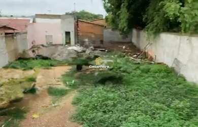 Imagem: O terreno possui 413m² de Área e está localizado em Plano