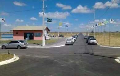 Imagem: O terreno possui 300m² de Área e está localizado em Ceilândia