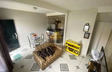 Imagem: A casa em condomínio possui 2 Dormitórios, 2 Banheiros, 1