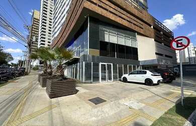 Imagem: O depósito possui 1 Vaga na garagem, 90m² de Área e está