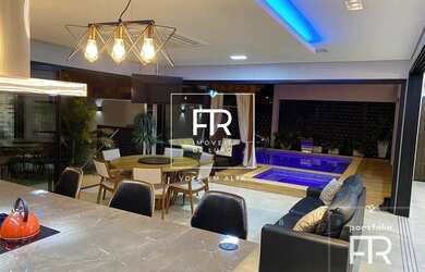 Imagem: A casa em condomínio possui 3 Dormitórios, 5 Banheiros, 4