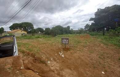 Imagem 3: Lote/Terreno para venda possui 405 metros quadrados