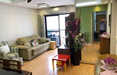 Imagem: O apartamento possui 2 Dormitórios, 1 Banheiro, 2 Vagas na