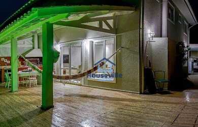 Imagem: A casa em condomínio possui 3 Dormitórios, 3 Banheiros, 4