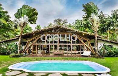 Imagem: A casa em condomínio possui 4 Dormitórios, 5 Banheiros, 5