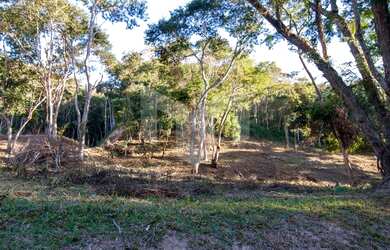 Imagem: O terreno possui 6310m² de Área e está localizado em Pedro