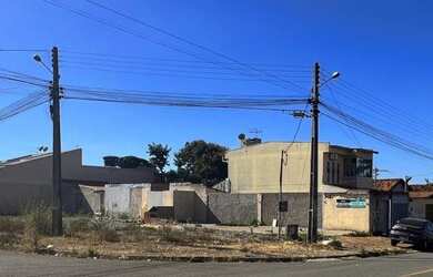 Imagem: O terreno possui 429m² de Área e está localizado em Jardim