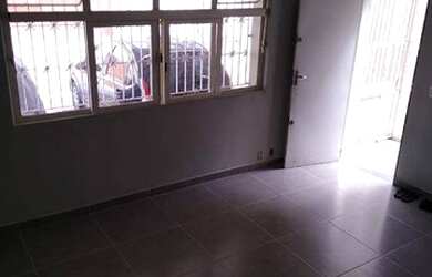 Imagem: A casa possui 2 Dormitórios, 2 Banheiros, 3 Vagas na garagem