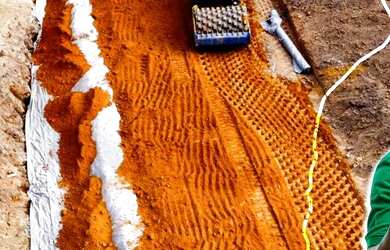 Imagem: O terreno possui 300m² de Área e está localizado em Marcílio