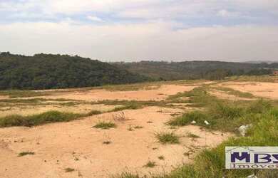 Imagem: O terreno possui 60.000m² de Área e está localizado em Vila