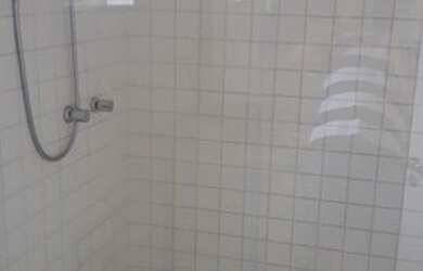 Imagem: A casa possui 3 Dormitórios, 4 Banheiros, 4 Vagas na garagem