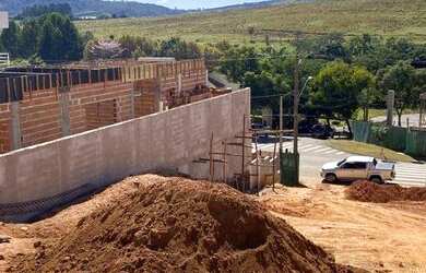 Imagem 5: Terreno à venda no- Condomínio Figueira Garden - Atibaia/SP