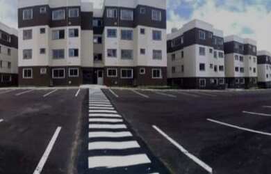 Imagem: O apartamento possui 2 Dormitórios, 1 Banheiro, 1 Vaga na garagem