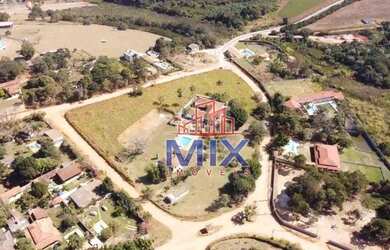 Imagem: A chácara possui 700m² de Área e está localizado em Vitória