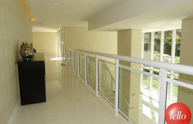 Imagem: O apartamento possui 2 Dormitórios, 2 Banheiros, 2 Vagas na