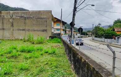 Imagem: O terreno possui 3.038m² de Área e está localizado em Jardim