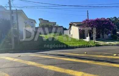 Imagem: O terreno possui 301m² de Área e está localizado em Ortizes