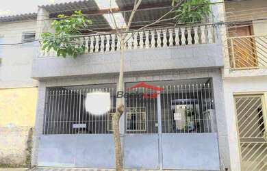 Imagem: A casa em condomínio possui 2 Dormitórios, 2 Banheiros, 2