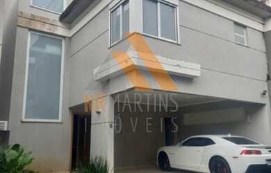 Imagem: A casa em condomínio possui 3 Dormitórios, 2 Banheiros, 2