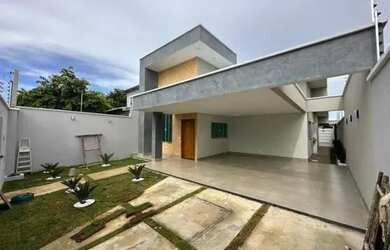 Imagem: A casa possui 3 Dormitórios, 3 Banheiros, 3 Vagas na garagem