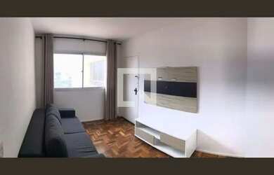 Imagem: O apartamento e possui 2 Dormitórios, 1 Banheiro, 1 Vaga na