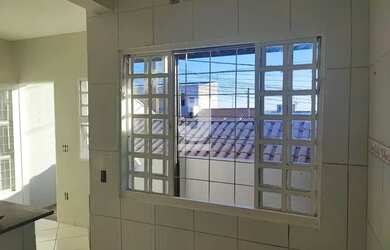 Imagem 6: Casa à venda por 305.000,00 no bairro Jardim Estância Bom Viver, em...