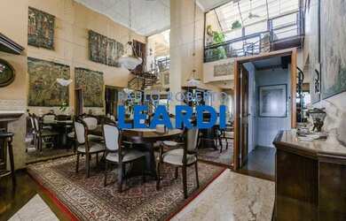 Imagem: O apartamento na cobertura possui 3 Dormitórios, 5 Banheiros