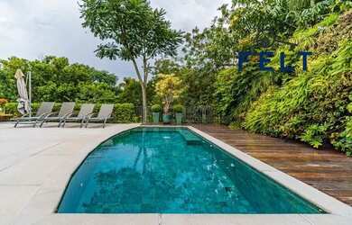 Imagem 3: SANTANA DE PARNAíBA - Casa de Condomínio - Tamboré