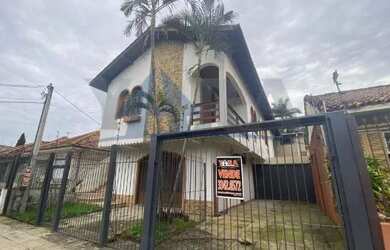 Imagem 1: Casa em São João. 350m² de Área, 2 Vagas na garageme3 Dormitórios