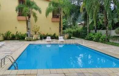 Imagem: A casa em condomínio possui 3 Dormitórios, 4 Banheiros, 2