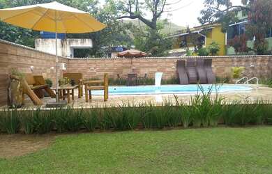 Imagem: A casa possui 2 Dormitórios, 3 Vagas na garagem, Imóvel novo