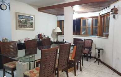 Imagem 1: Casa à venda em Niteroi. 410m² de Área, 4 Vagas na garageme5 Dormitórios