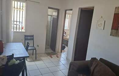 Imagem: O apartamento possui 2 Dormitórios, 1 Banheiro e está localizado