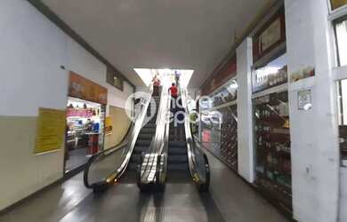 Imagem: O depósito possui 90m² de Área e está localizado em Benfica